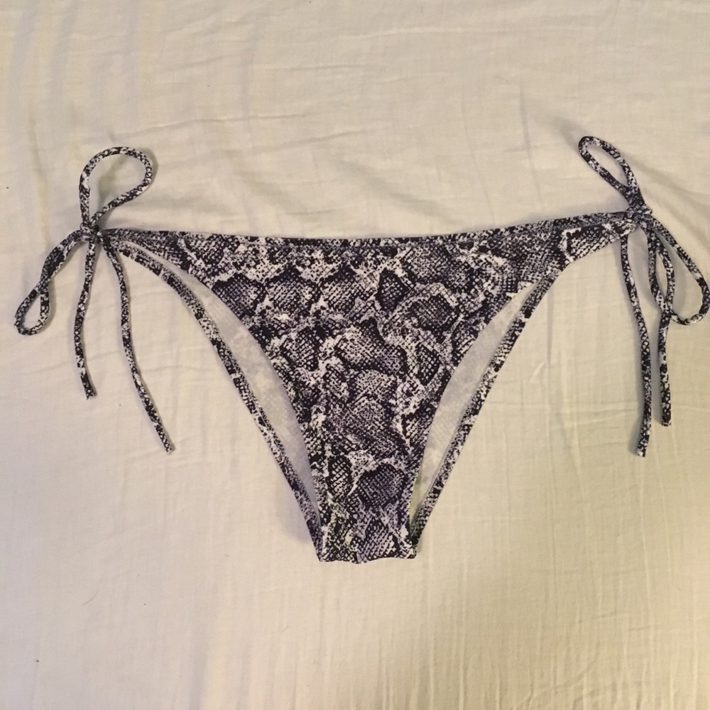 Zaful snake print string bikini bottoms